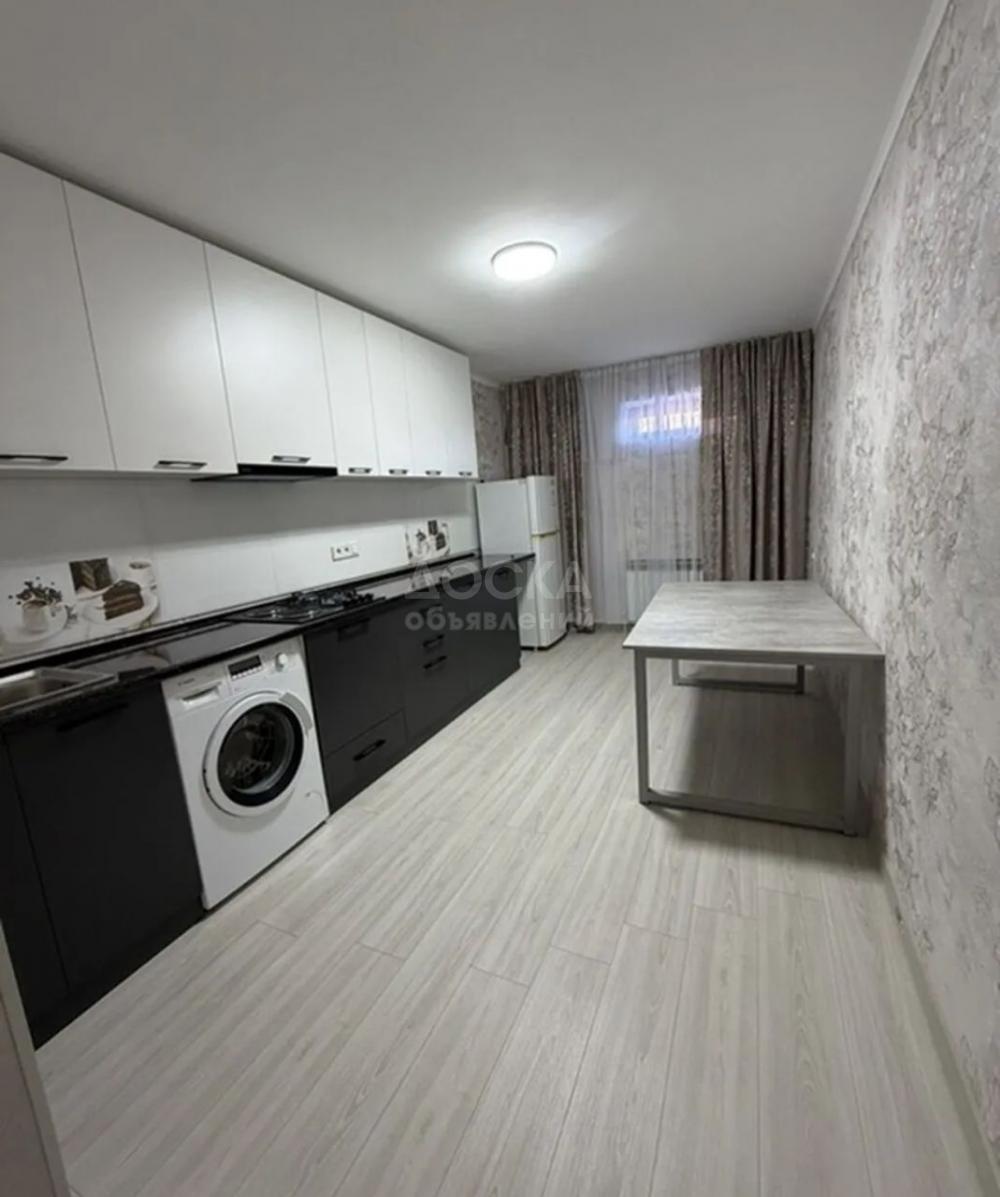 Сдаю 1-комнатную квартиру, 34кв. м., этаж - 1/3, арча бешик ж/м.