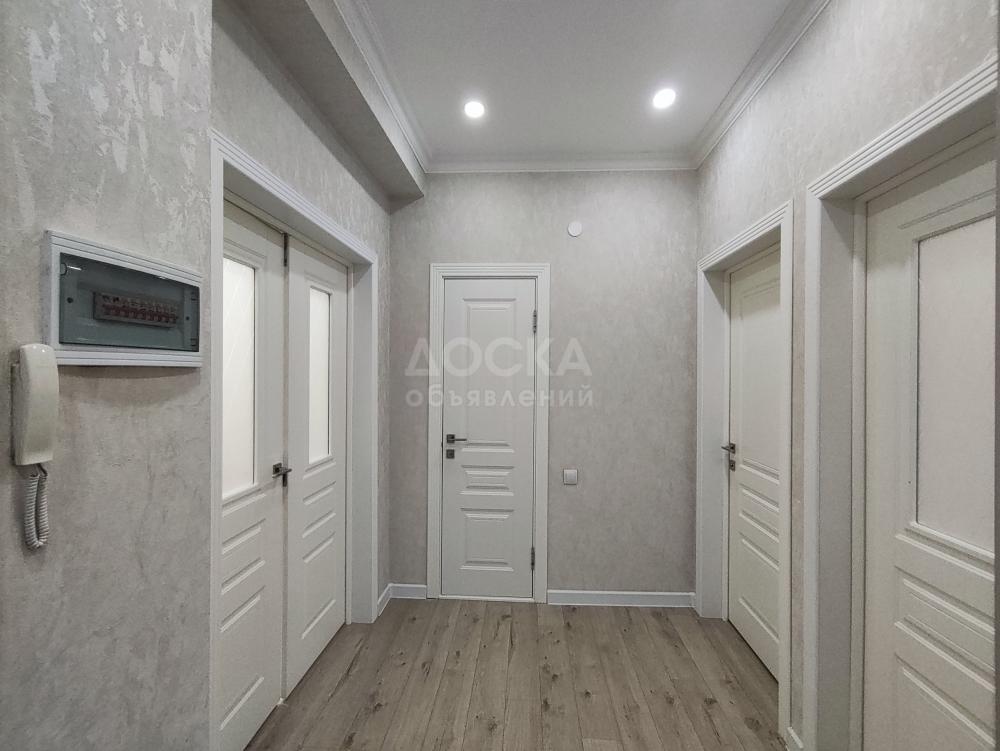 Продаю 2-комнатную квартиру, 66кв. м., этаж - 3/13, Средний джал.