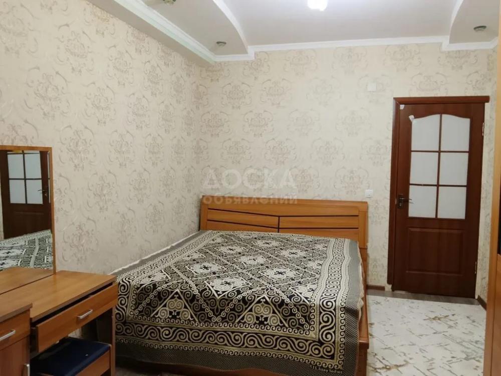 Сдаю 2-комнатную квартиру, 54кв. м., этаж - 6/13, Джал.