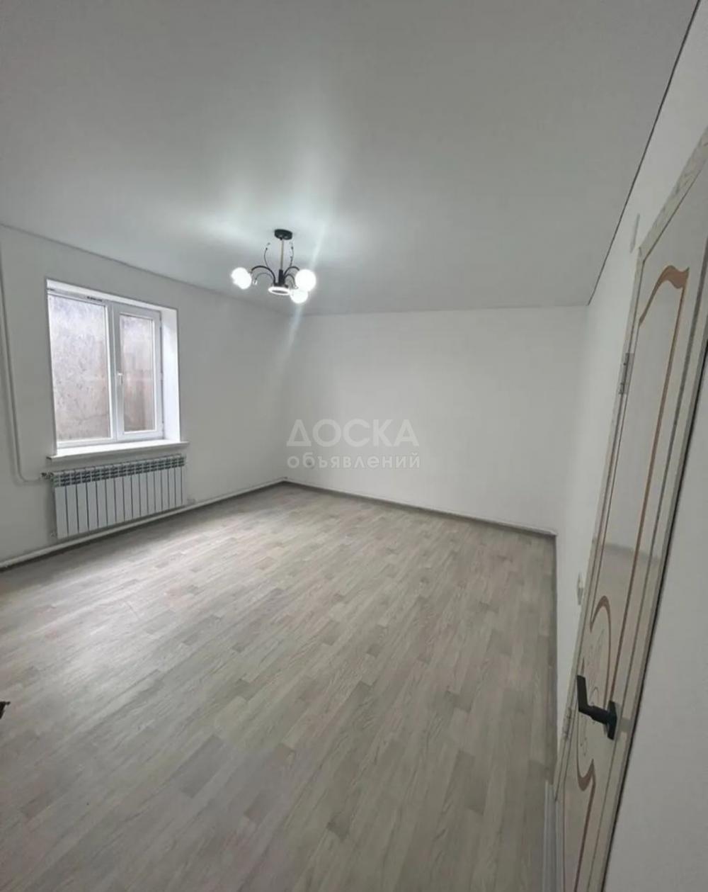 Сдаю 1-комнатную квартиру, 35кв. м., этаж - 1/2, Кок-Жар.