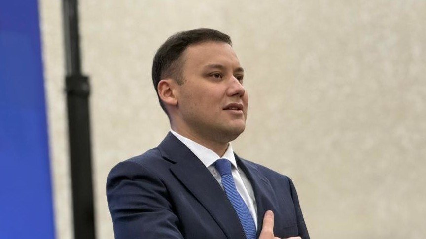 Азамат Осмонов