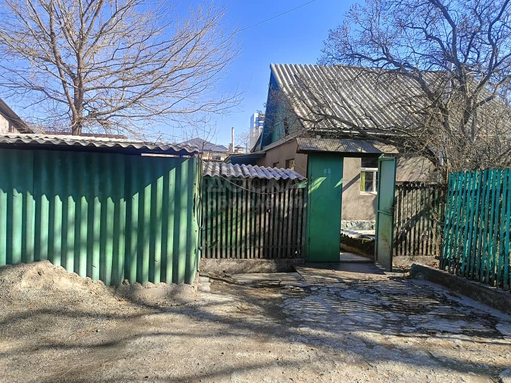 Продаю дом 5-ком. 1кв. м., этаж-1, 5-сот., стена другое,  Жунусалиева/Сухомлинова.