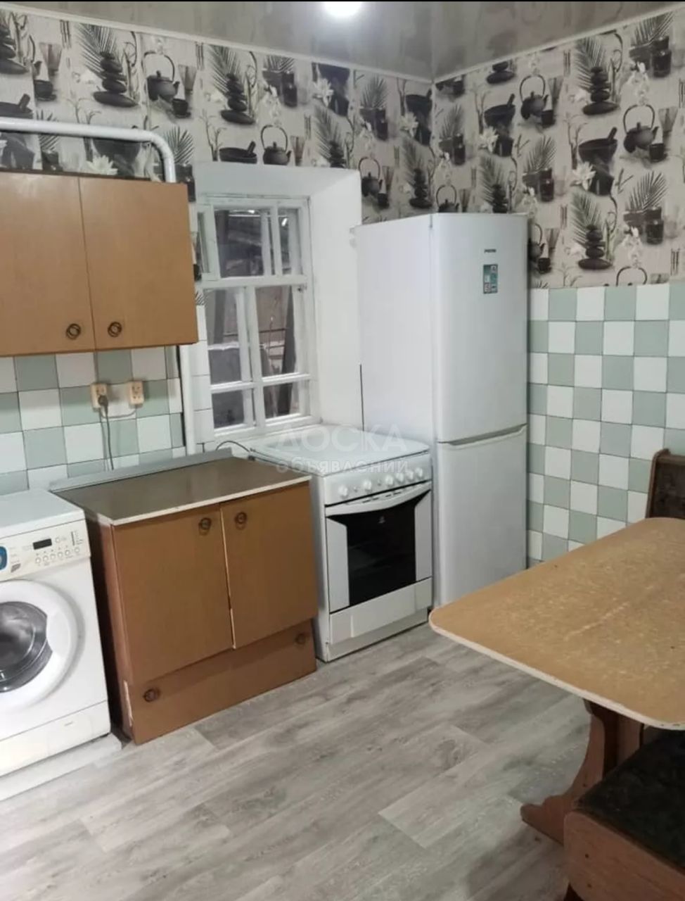 Сдаю 2-комнатную квартиру, 45кв. м., этаж - 1/1, Маевка.