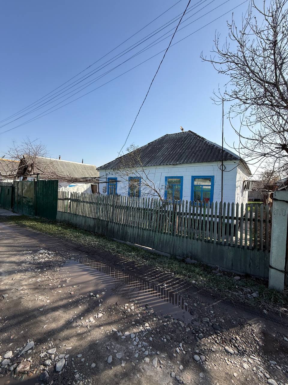 Продаю дом 4-ком. 65кв. м., этаж-1, 9-сот., стена саман, 110-й квартал .