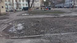 В мэрии ответили на жалобу жителя на состояние спортплощадки школы №66