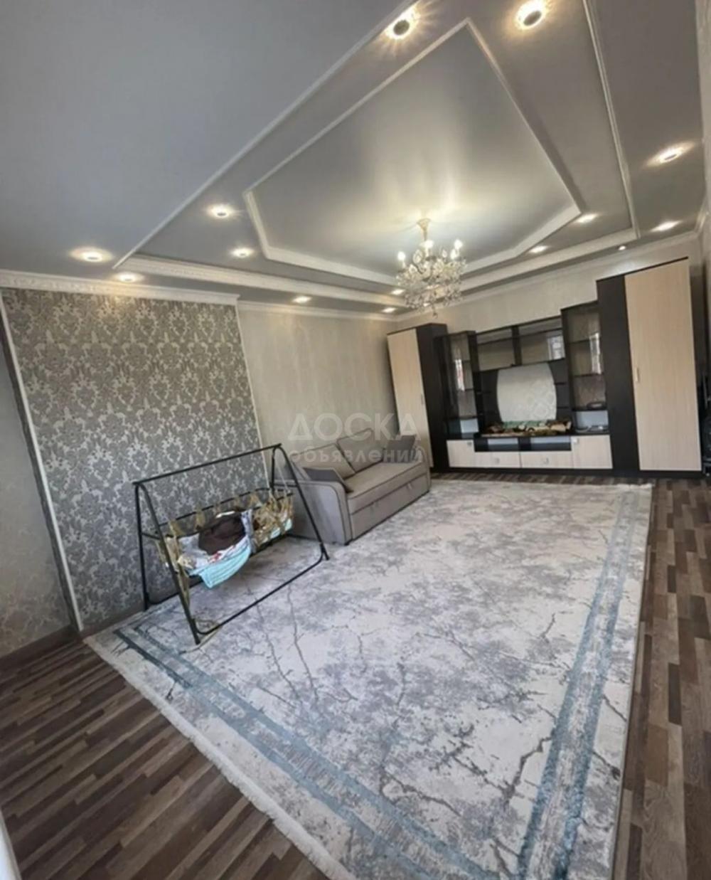 Сдаю 1-комнатную квартиру, 34кв. м., этаж - 3/5, достук мкр.