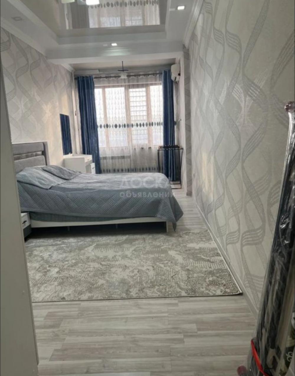 Сдаю 1-комнатную квартиру, 34кв. м., этаж - 1/1, вефа центр.