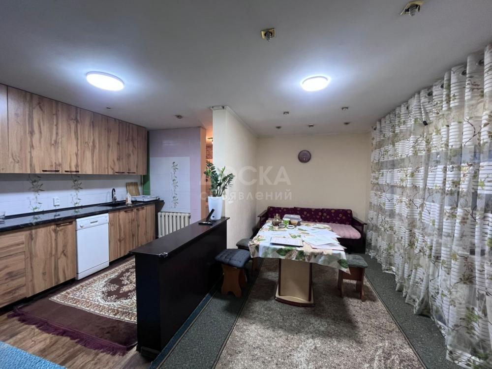 Продаю дом 4-ком. 95кв. м., этаж-1, 6-сот., стена кирпич, Фучика/Ленская.