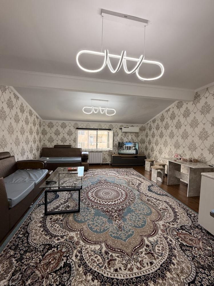 Продаю 1-комнатную квартиру, 40кв. м., этаж - 4/4, Алматинка Тулеева.