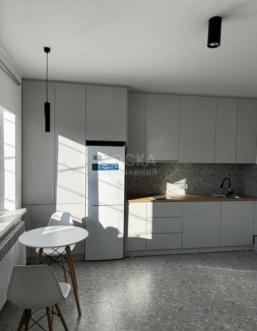 Сдаю 1-комнатную квартиру, 34кв. м., этаж - 1/1, гум.