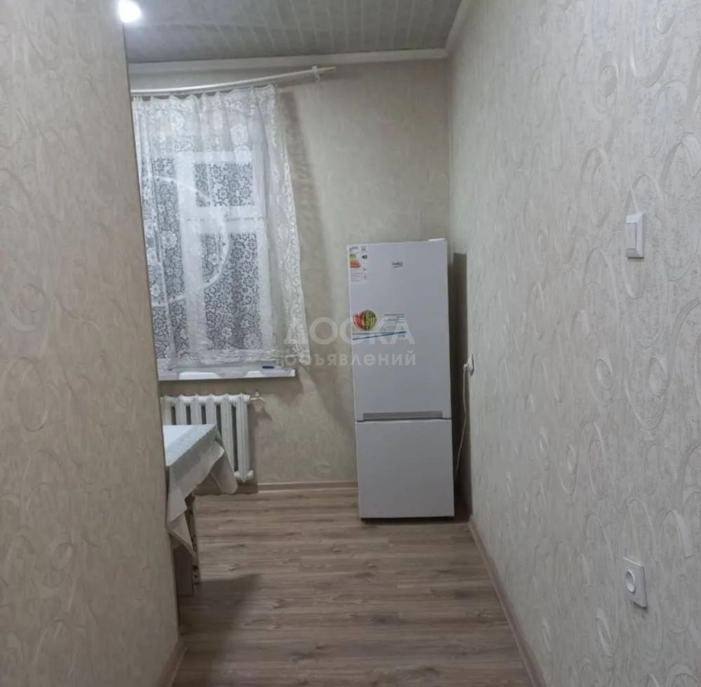 Сдаю 1-комнатную квартиру, 34кв. м., этаж - 9/9, восток-5 мкр.