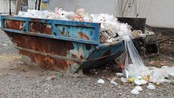 В селе Александровка не вывозят мусор, - житель В селе Александровка не вывозят мусор, - житель