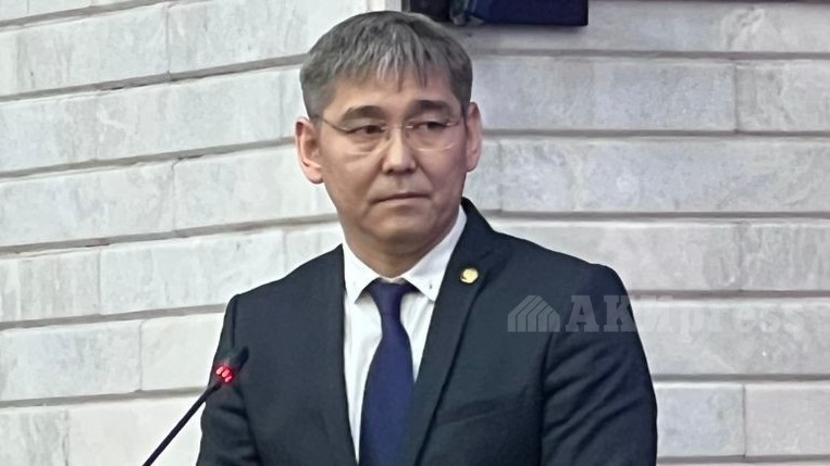 Дамирбек Осмонов