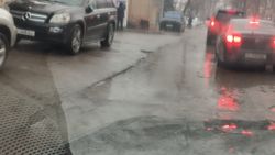 «Везде большие ямы и лужи» - горожанин жалуется на состояние дороги на ул.Балтагулова