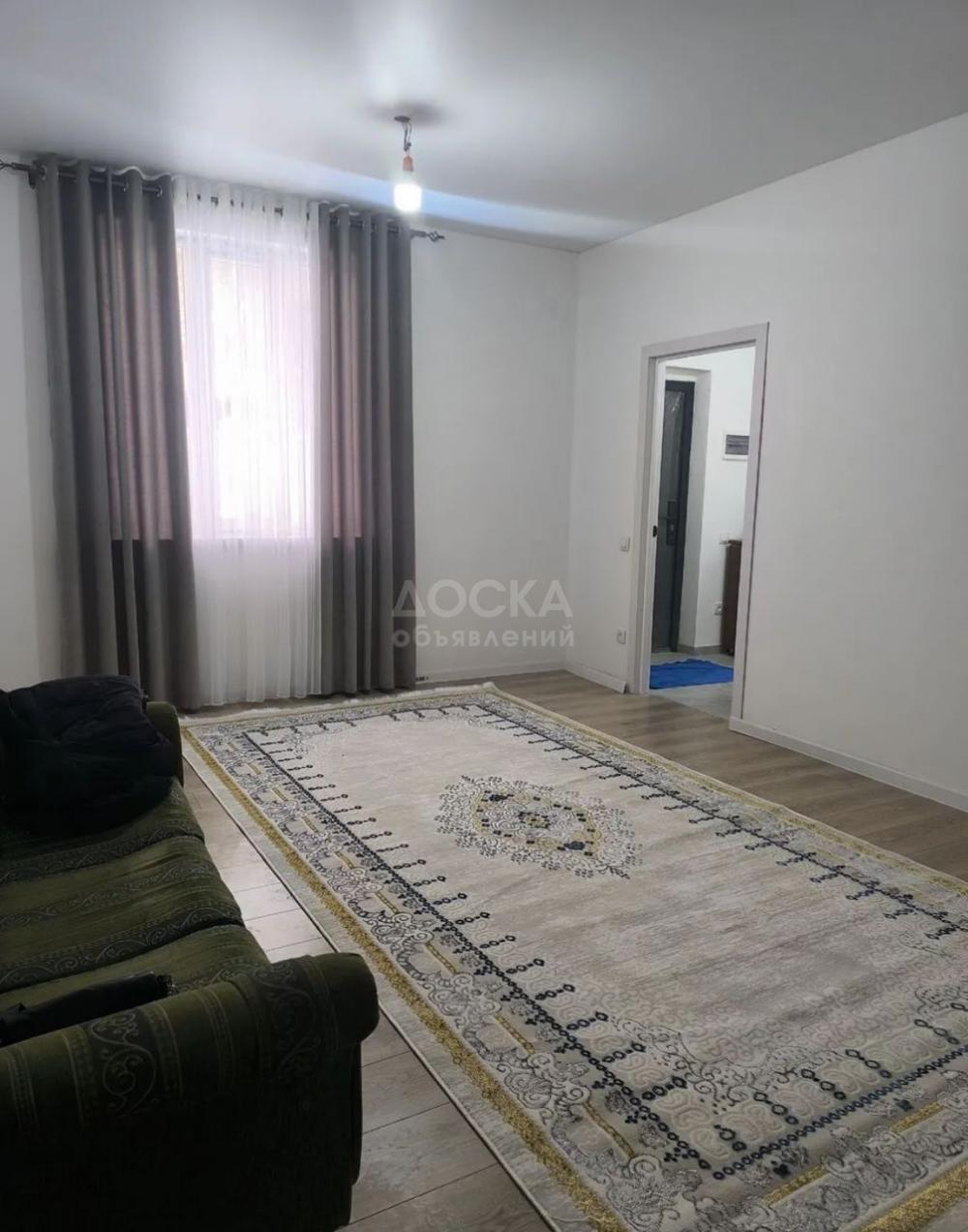 Сдаю 1-комнатную квартиру, 34кв. м., этаж - 1/1, новопокровка.