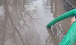 Воду откачали, лужи на улице Нарвской устранены, - «Бишкекводоканал»