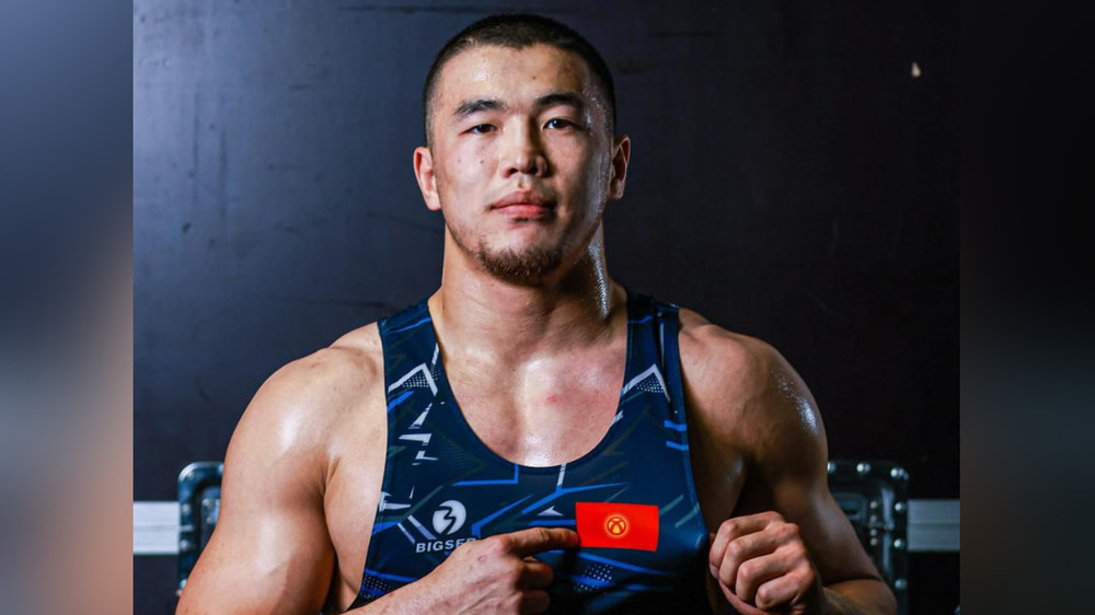 Акжол Махмудов