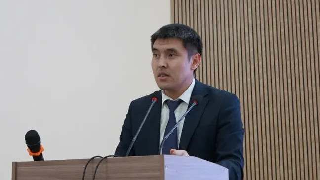 Айбек Иминов