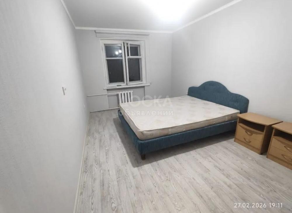 Сдаю 1-комнатную квартиру, 34кв. м., этаж - 2/4, Политех.