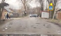 Большегрузы и объезд пробок — Жители жалуются на разбитую дорогу к МТУ «Аламедин ГЭС-3»