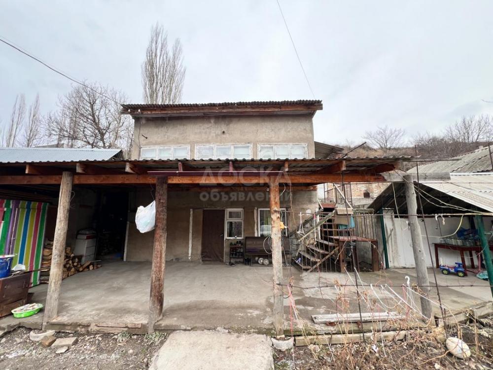 Продаю дом 3-ком. 55кв. м., этаж-1, 7-сот., стена саман, Беш кунгей самое начало .