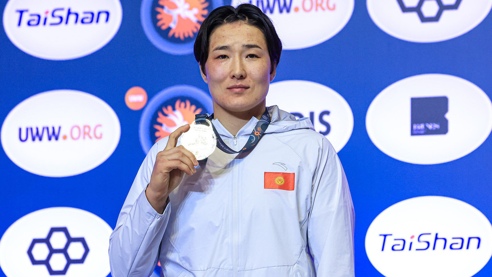 Айпери Медет кызы