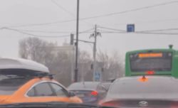 Горожанин просит вернуть допсекцию светофора на Чуй—Курманжан Датка