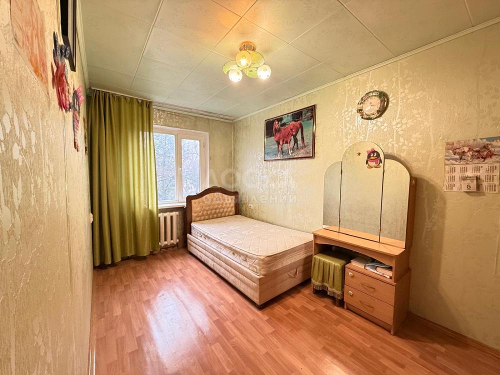 Продаю 3-комнатную квартиру, 61кв. м., этаж - 3/4, 3МКР.