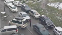 Мэрия: Просьба жителя сделать дорогу односторонней на ул.Поваринской будет рассмотрено