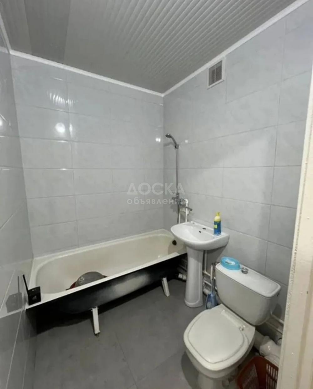 Сдаю 1-комнатную квартиру, 34кв. м., этаж - 9/9, Джал.