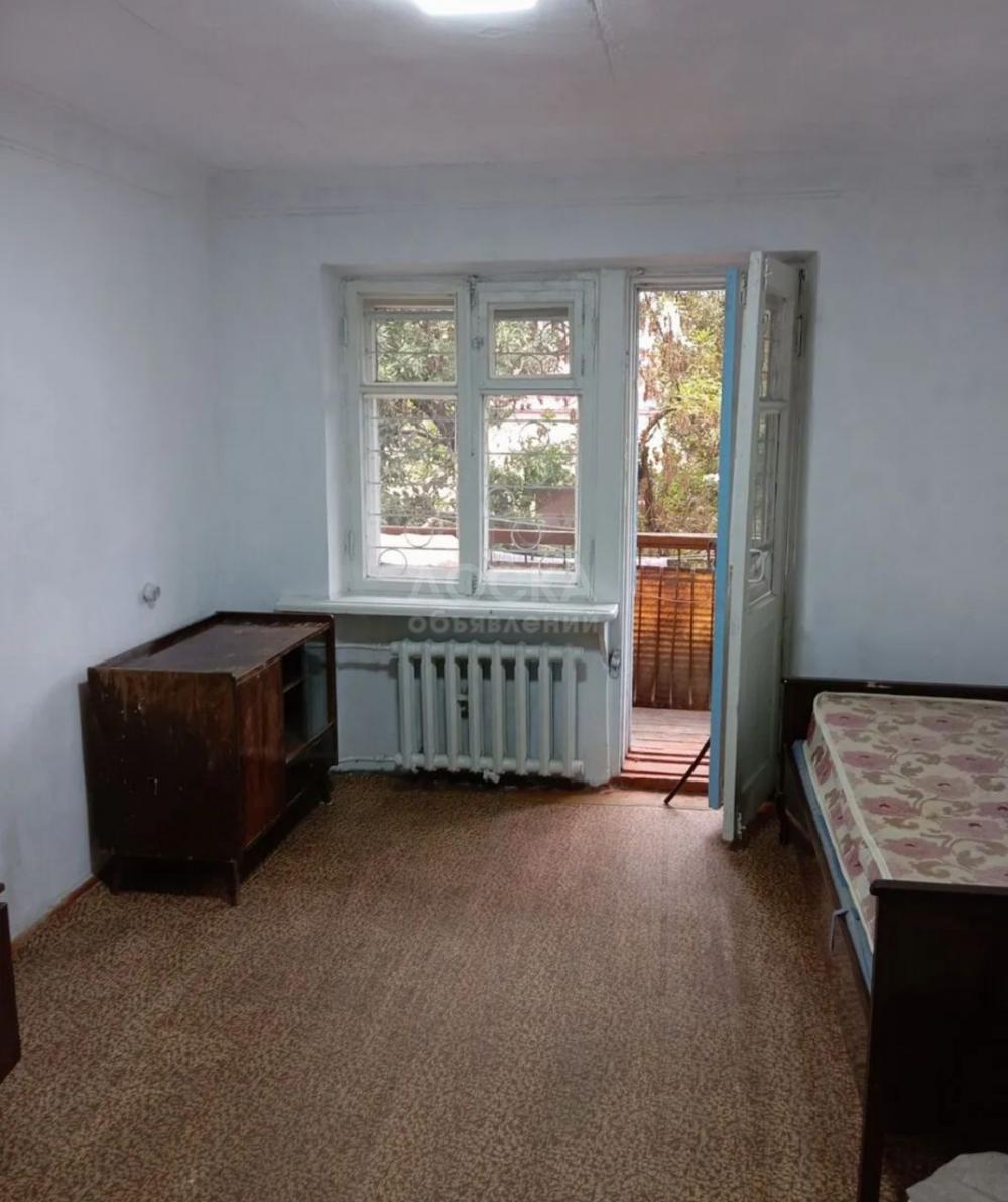 Сдаю 1-комнатную квартиру, 35кв. м., этаж - 2/4, пишпек.