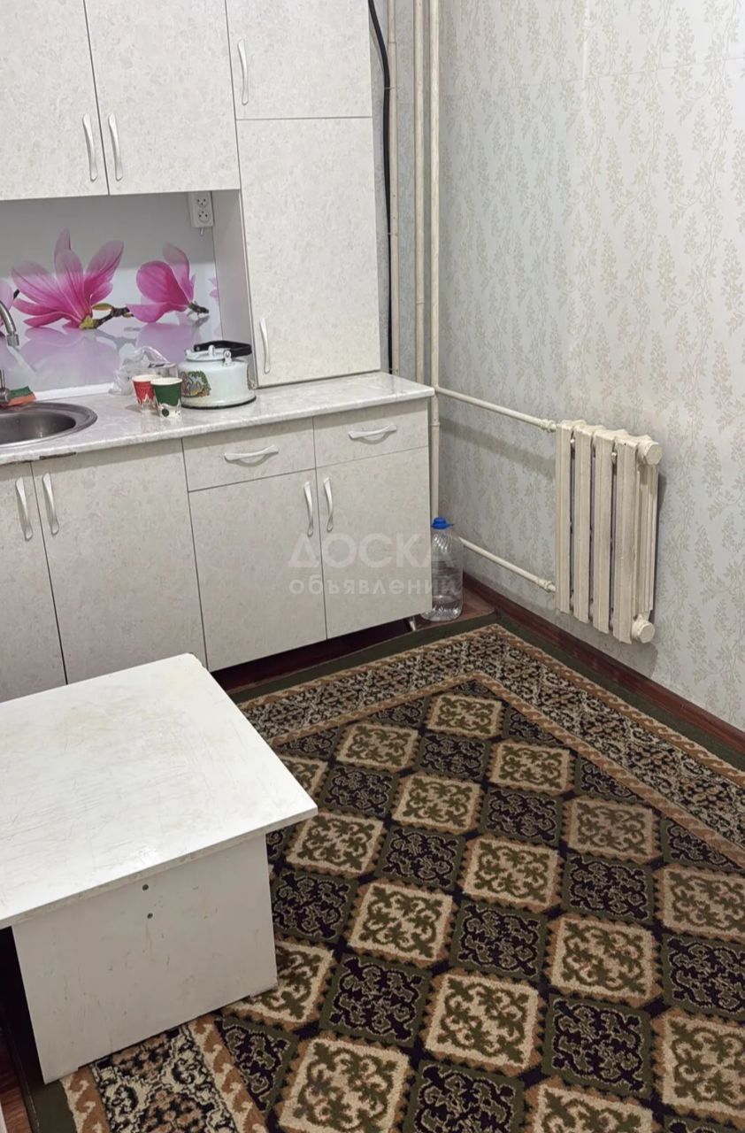 Сдаю 1-комнатную квартиру, 35кв. м., этаж - 8/9, 6мкр.