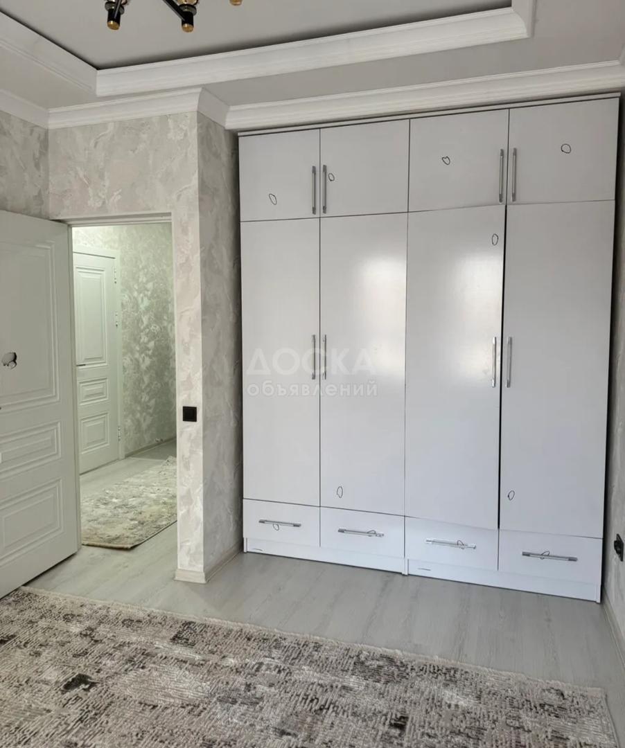 Сдаю 1-комнатную квартиру, 35кв. м., этаж - 2/10, Ак-Орго ж/м.