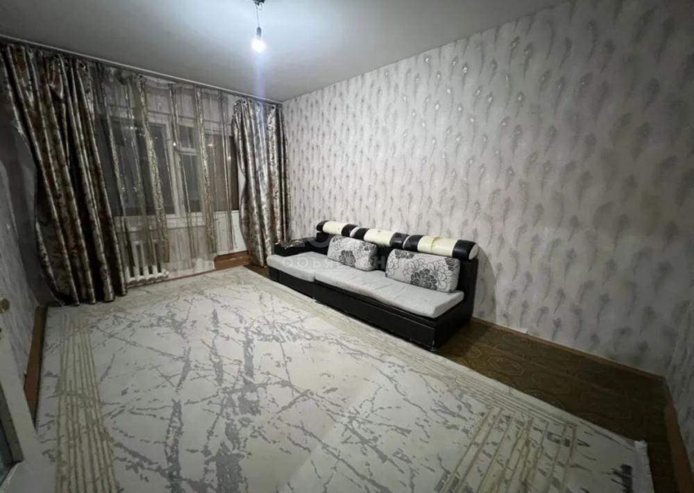 Сдаю 1-комнатную квартиру, 34кв. м., этаж - 8/10, Асанбай мкр.