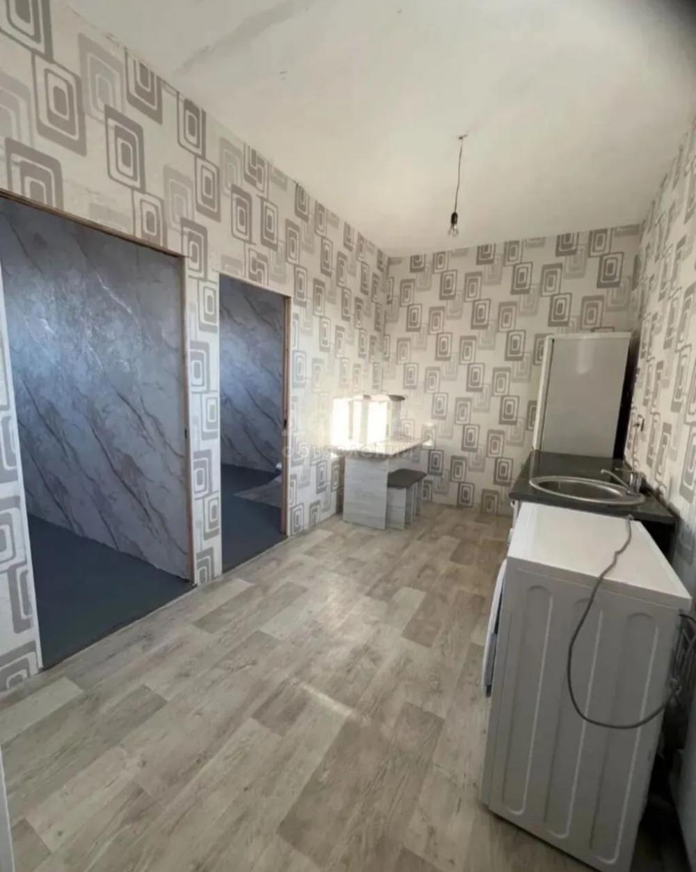 Сдаю 2-комнатную квартиру, 34кв. м., этаж - 1/1, Тунгуч.