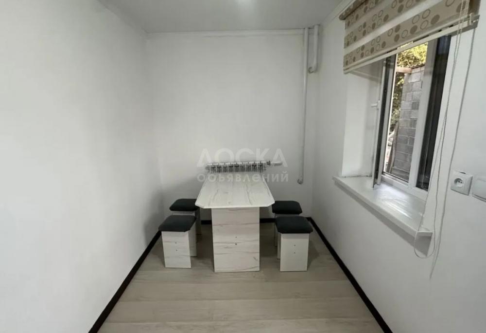 Сдаю 1-комнатную квартиру, 34кв. м., этаж - 1/2, Кок-Жар.