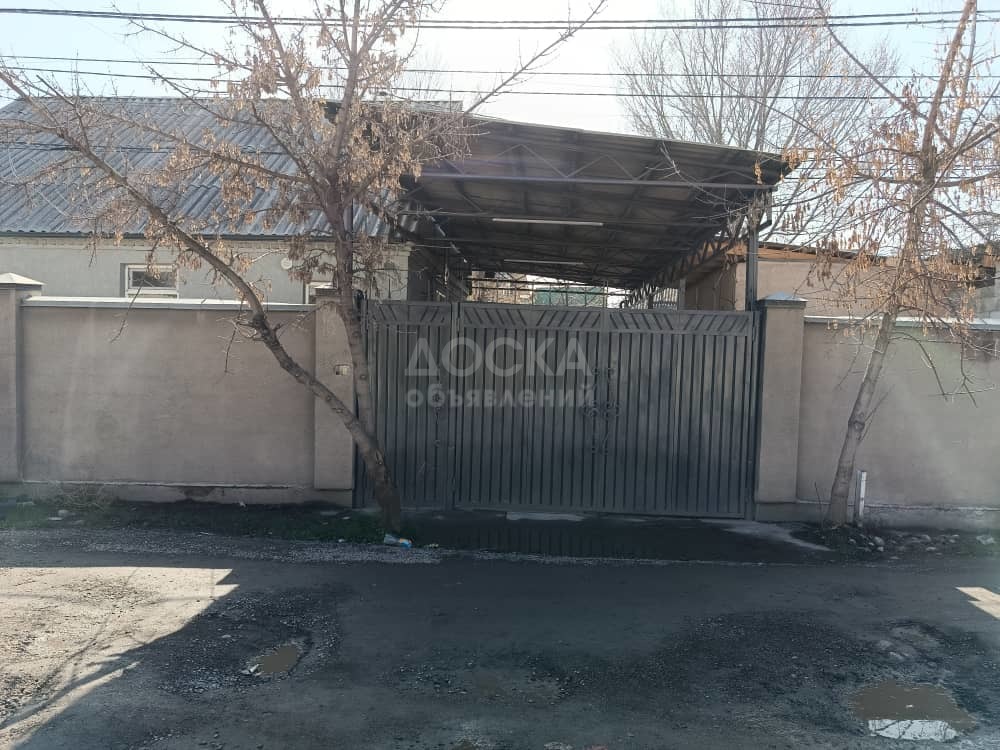 Продаю дом 4-ком. 60кв. м., этаж-1, 3-сот., стена кирпич, Ленская\Фучика.