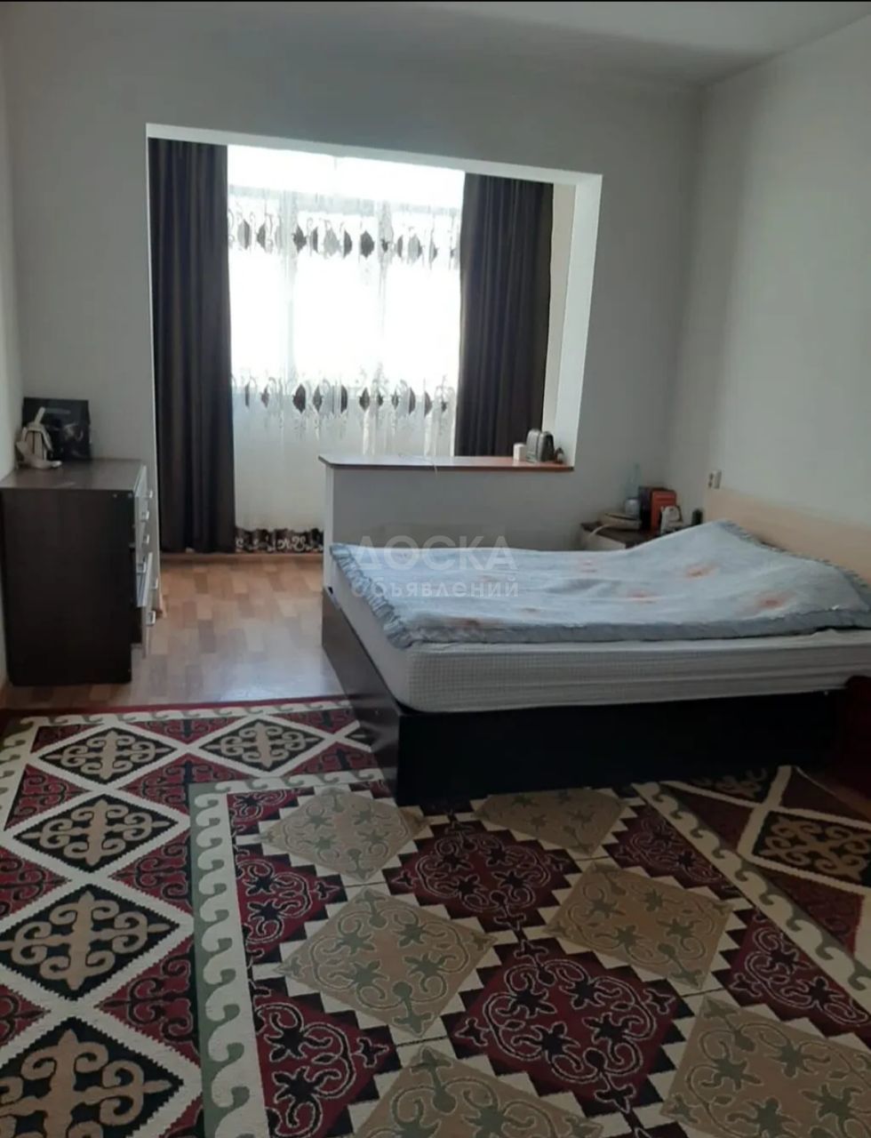 Сдаю 1-комнатную квартиру, 34кв. м., этаж - 3/9, улан-2.