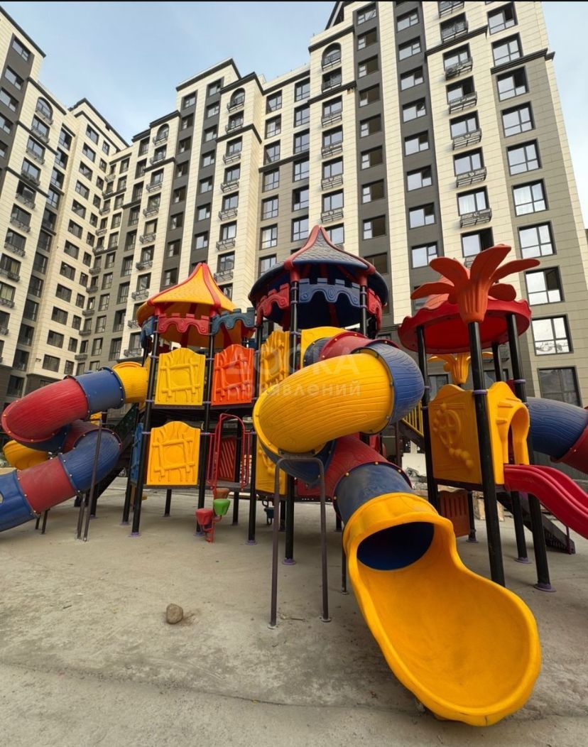 Продаю 2-комнатную квартиру, 82кв. м., этаж - 13/15, Продается квартира с дизайнерским ремонтом. ЖК Capstroy City.