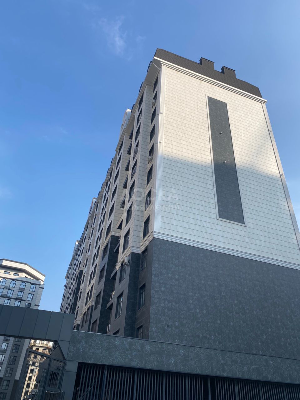 Продаю 1-комнатную квартиру, 42кв. м., этаж - 12/13, Продается квартира с ремонтом. ЖК Vegas.