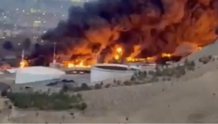 Пожар на нефтехранилище в Тегеране после израильского удара, 8 марта 2026 года