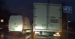 Водители кофейни Kulikov на улице Горького нарушают ПДД при выгрузке товаров, - житель