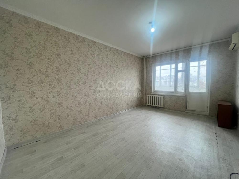 Продаю 1-комнатную квартиру, 40кв. м., этаж - 5/9, 5 м-н.