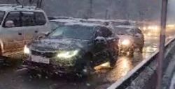 Машины выехали на встречку во время пробок на Байтик Баатыра—Саманчина