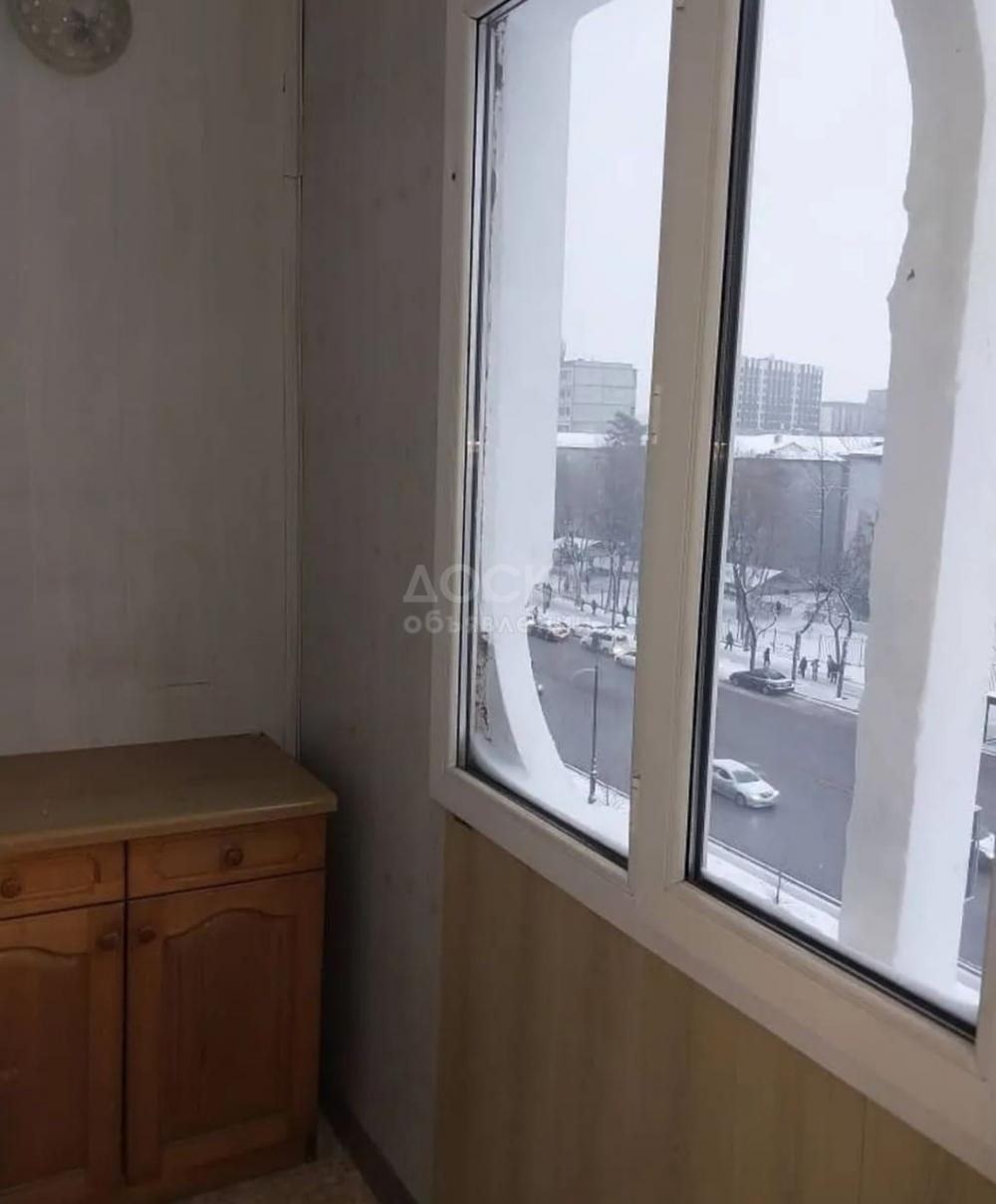 Сдаю 1-комнатную квартиру, 35кв. м., этаж - 5/9, 1000 мелочей( карпинка).