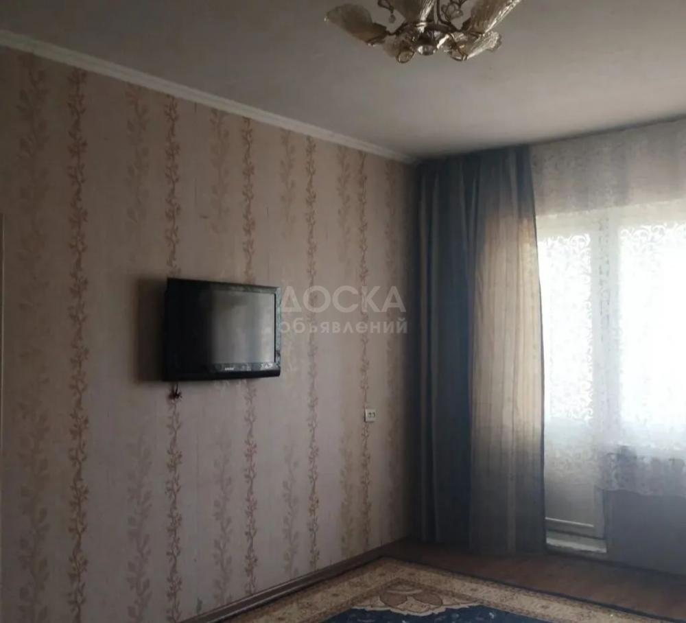 Сдаю 1-комнатную квартиру, 34кв. м., этаж - 3/9, Кок-Жар.