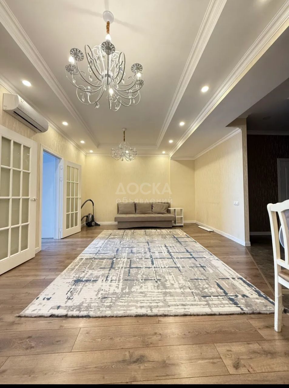 Сдаю 3-комнатную квартиру, 65кв. м., этаж - 10/16, площадь Ала-Тоо.