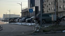 Почему убрали один пешеходный светофор на Масалиева—Бакаева?