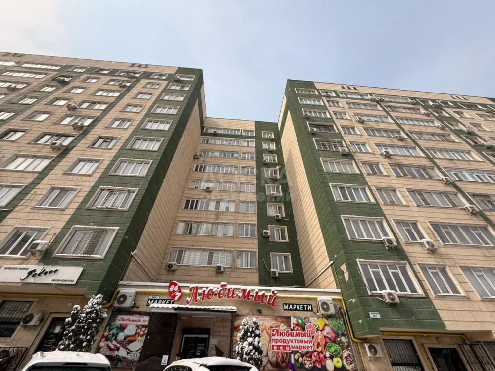 Продаю 1-комнатную квартиру, 54кв. м., этаж - 9/10, Ахунбаева/Бакаева.