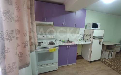Сдаю 1-комнатную квартиру, 30кв. м., этаж - 1/3, Кок Жар.